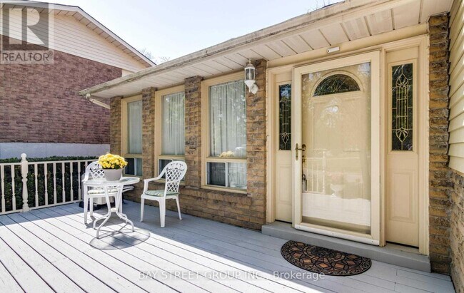 Building Photo - 791 Sunnypoint Dr
