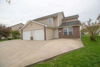 Building Photo - 1516-1518-1518 Citadel Dr