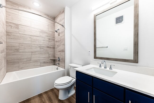 Building Photo - Casagave At Larkspur