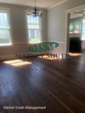 Foto del edificio - 3 br, 1 bath House - 121 E. 54th Street