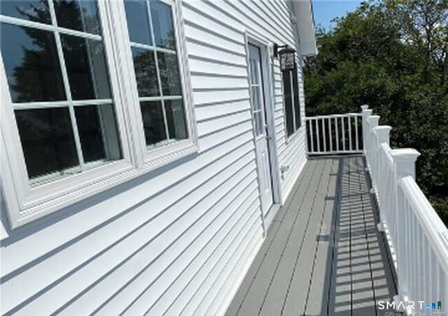 Building Photo - 63 Soundview Ave