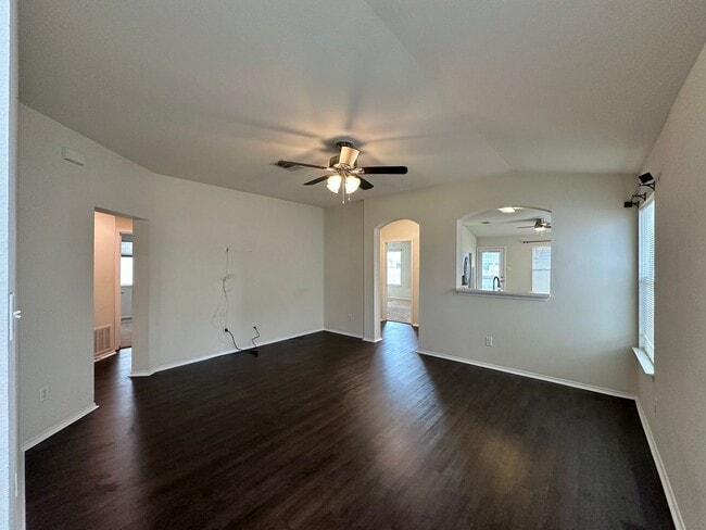 Building Photo - Viewable Now!
