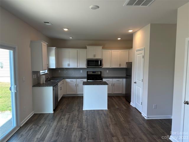 Foto del edificio - 9730 Tea Gdn Dr