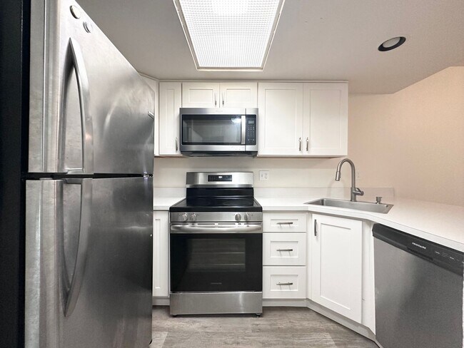 Foto del edificio - 2 Bedroom 1 Bath with utilities included!