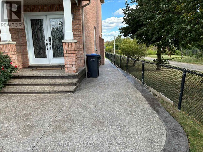 Photo du bâtiment - 91 Earlsbridge Blvd