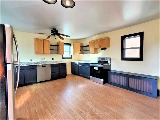 unit 2 - 10 Western Ave