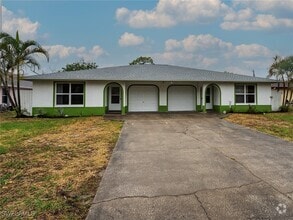 Building Photo - 1228 SE 24th Ave