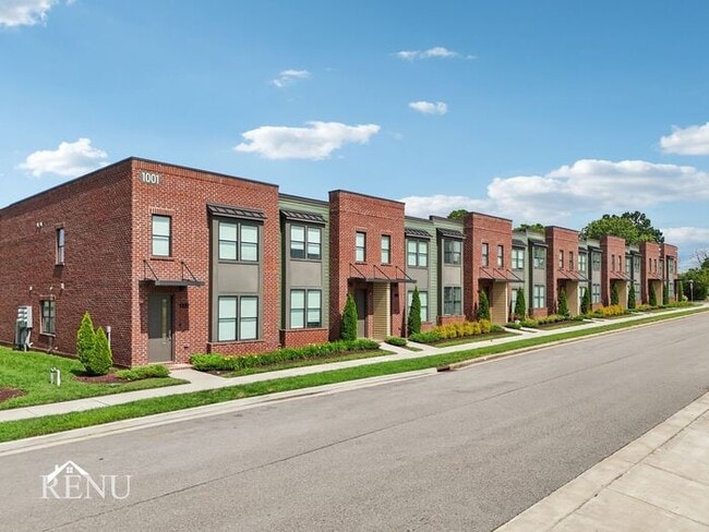 Building Photo - 1001 Lifford Ln