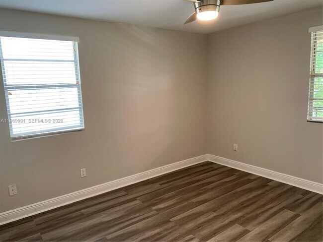 Foto del edificio - 1261 SW 46th Ave