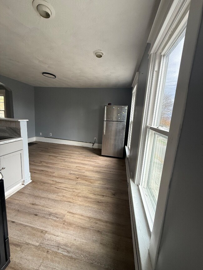 Foto del edificio - 912 Saratoga St