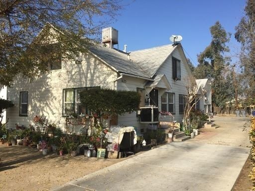 Primary Photo - 1 br, 1 bath Apartment - 1627 E Cambridge