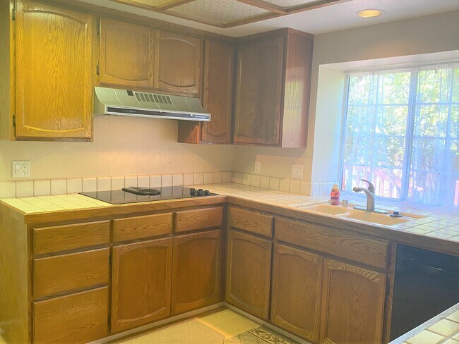 Foto del edificio - 7715 Seeber Ct