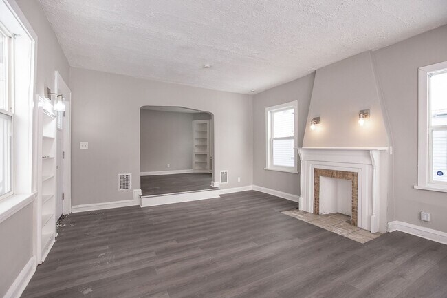 Foto del edificio - NEWLY RENOVATED! - 3 BED, 1.5 BATH BEAUTIFUL SINGLE- FAMILY HOME.