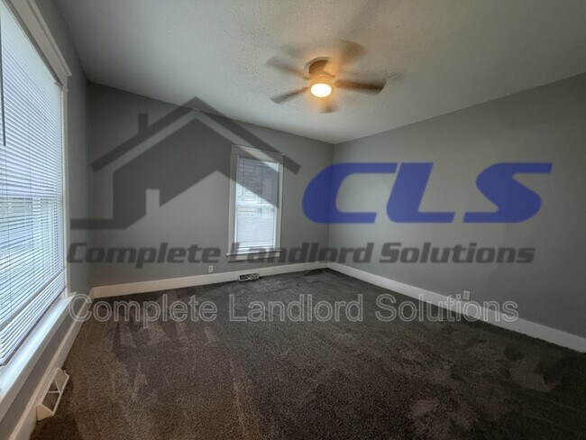 Foto del edificio - 1010 S 8th St