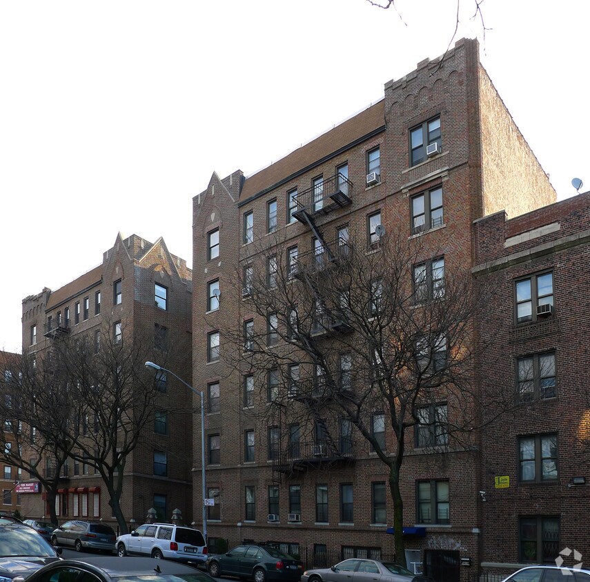 Building Photo - 941 Washington Ave