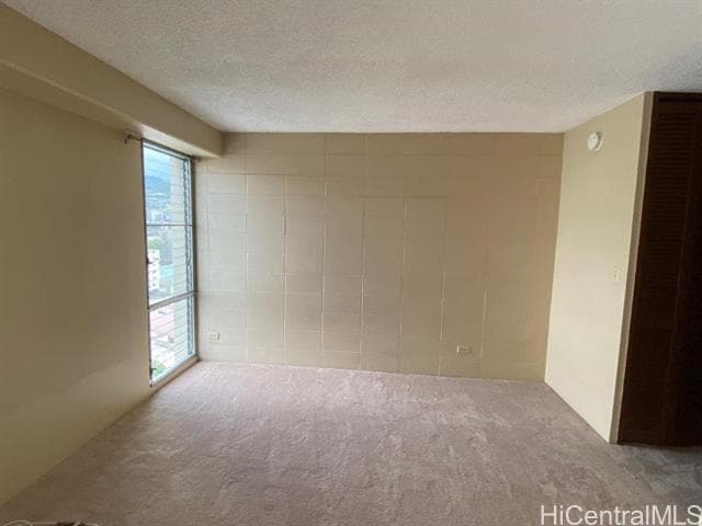Building Photo - 1655 Makaloa St