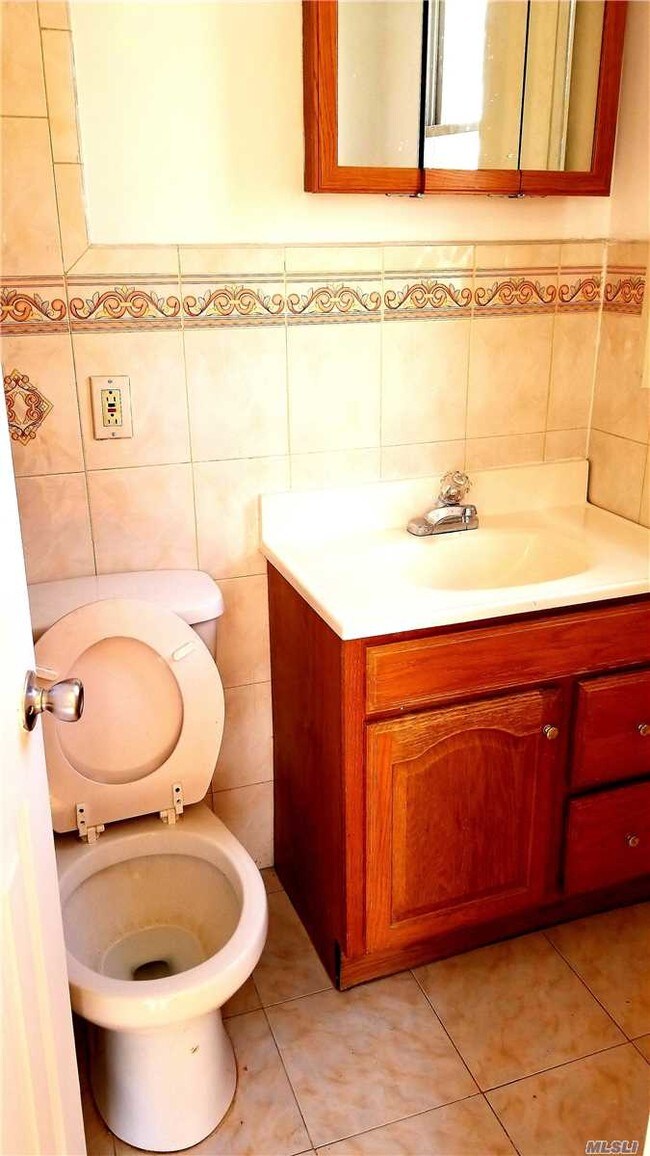 Building Photo - 89 N 16th St