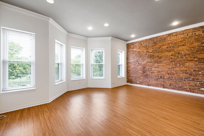 Sala de estar - 5236 Waterman Blvd