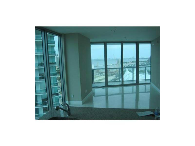 Primary Photo - 888 Biscayne Blvd