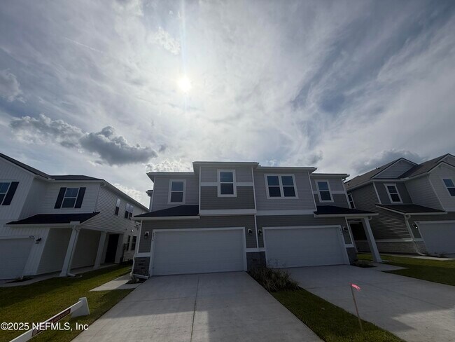 Building Photo - 6850 Rhapsody Rd