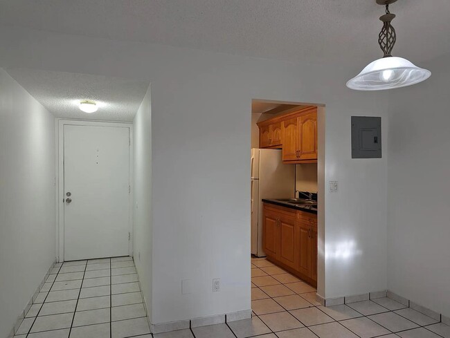 Building Photo - 6051 SW 41st St