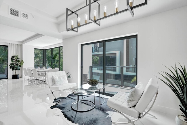 Foto del edificio - 3040 N Ocean Blvd