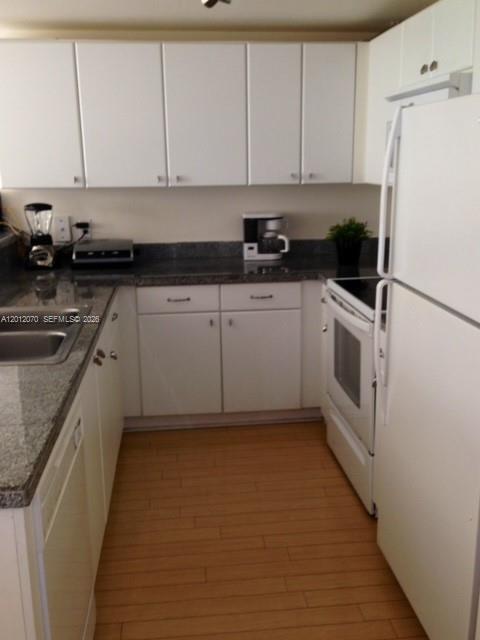 Foto del edificio - 2740 SW 28th Terrace