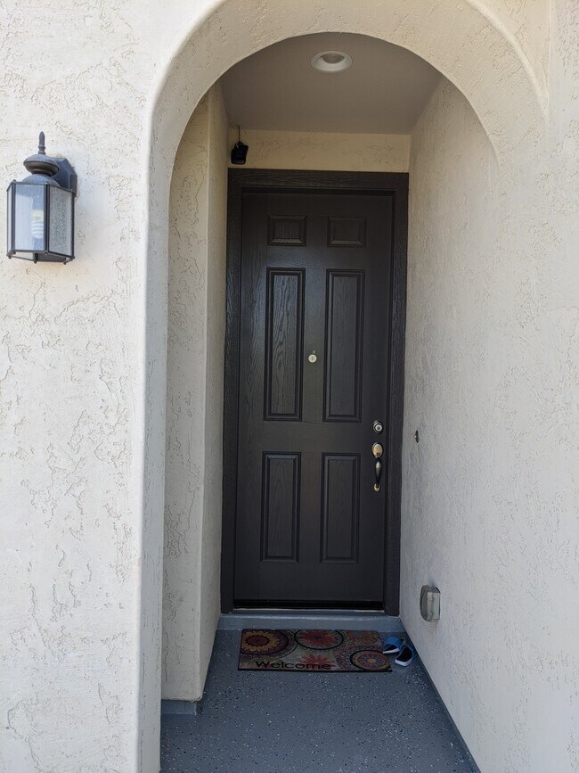 Frente principal - 22084 N 98th Dr
