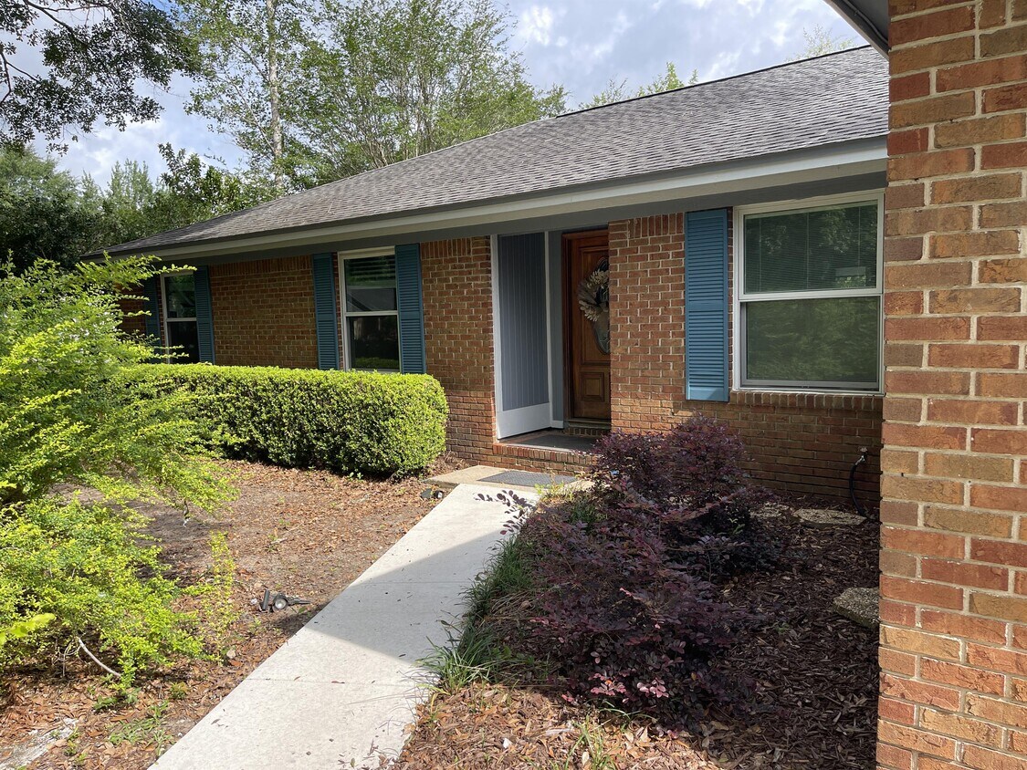 Primary Photo - 2990 Candlestick Dr