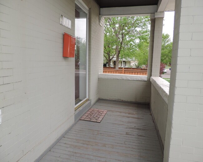 Building Photo - Beautiful 3 Bedroom Home In Congress Park ...