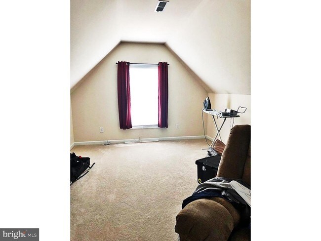Building Photo - 321 Stone Ridge Dr