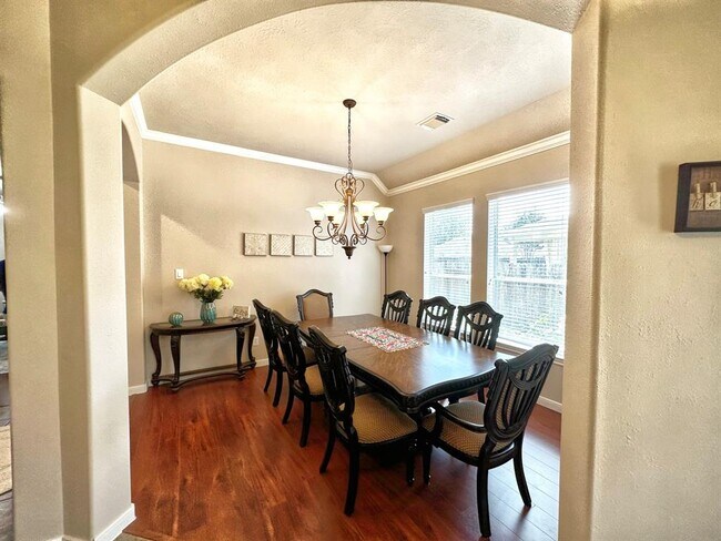 Foto del edificio - 5011 Logans Landing Ln