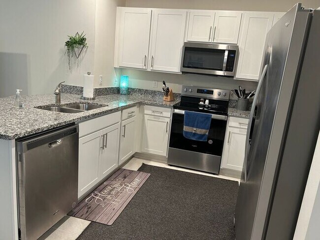 Foto del edificio - Newer DH Horton Home For Lease