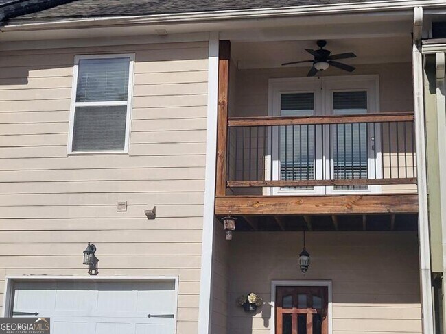 Foto del edificio - 45 Newnan Lakes Dr