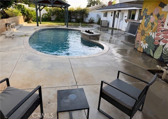 Foto del edificio - 351 Smokeridge Trail