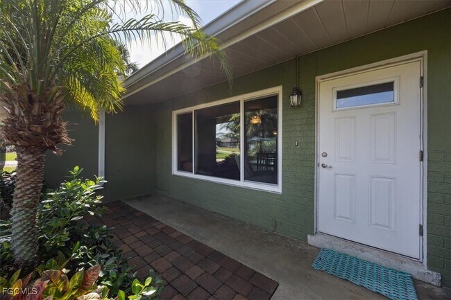 Foto del edificio - 2032 Coral Point Dr