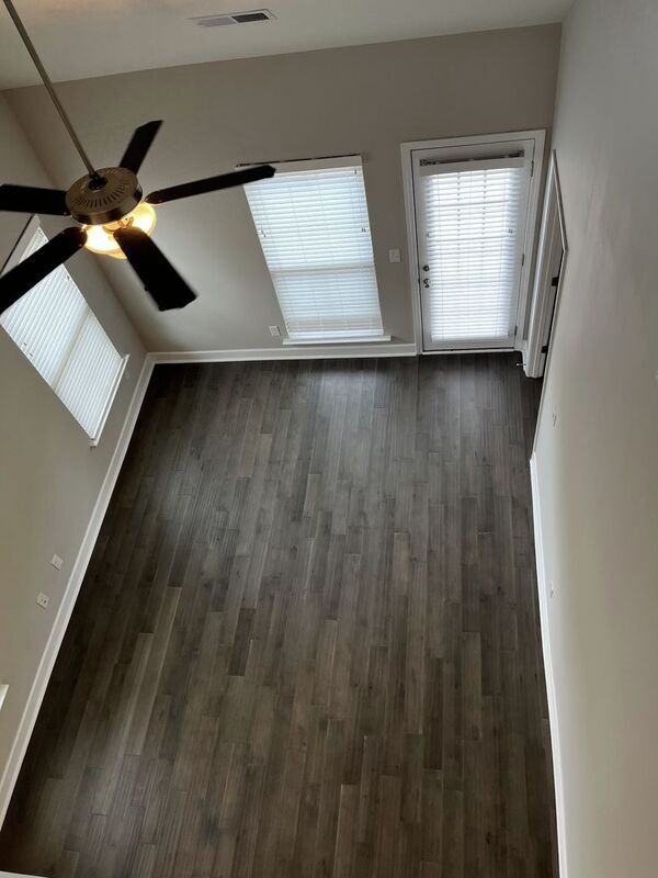 Foto del edificio - 9016 Brixworth Ct