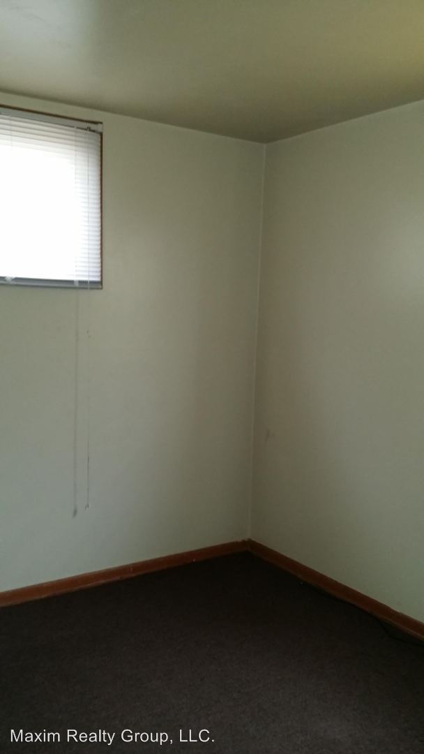 Building Photo - 6711 Blondo St