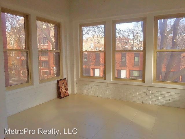 Building Photo - 5140 S Kimbark Ave