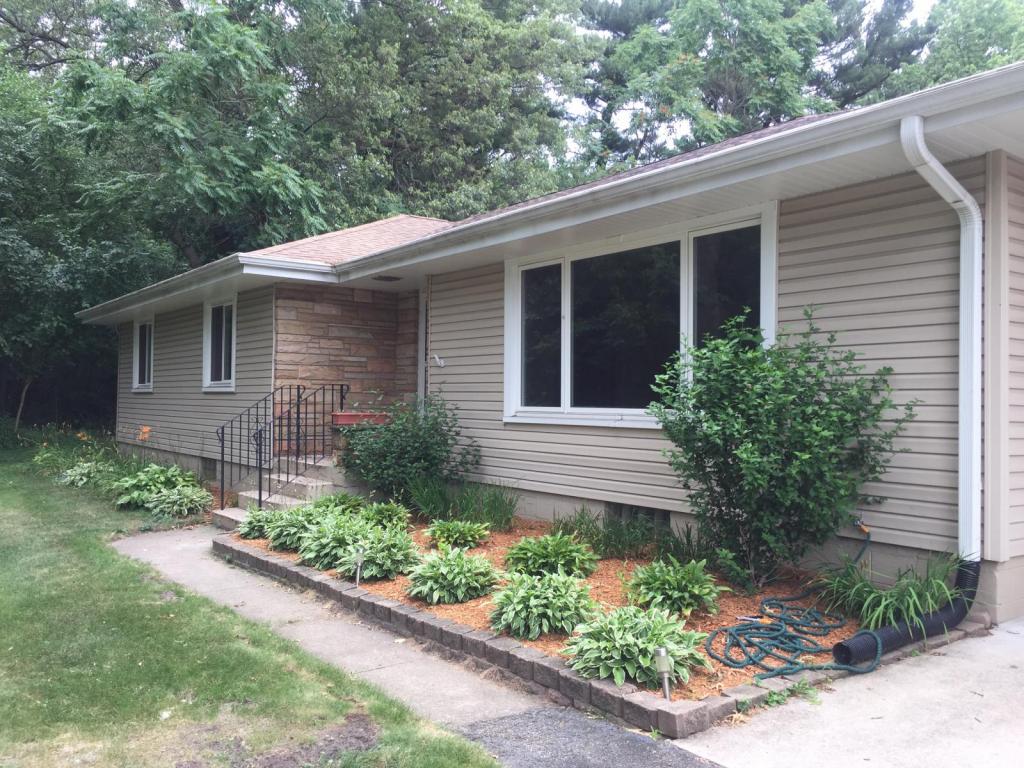 Foto principal - 321 E Ridge Rd