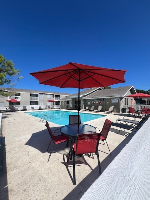 Piscina - Red Fox Apartments