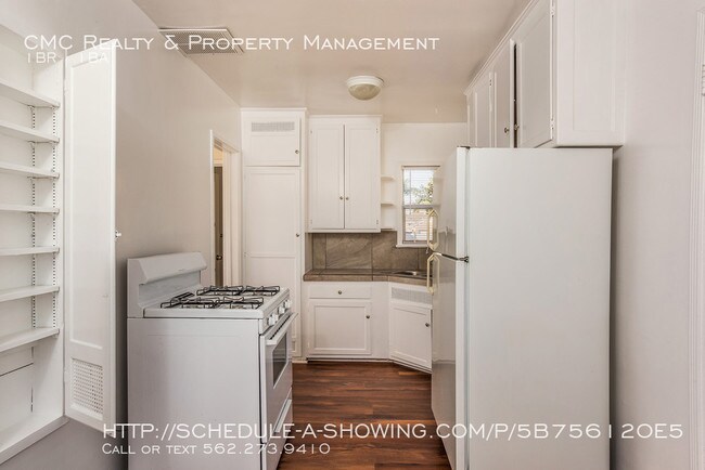Building Photo - Remodeled, hardwood floor 1 bed/bath
