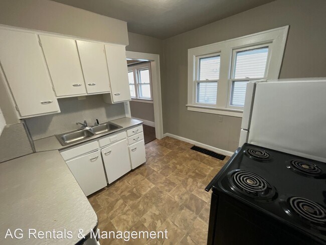 Building Photo - 2 br, 1 bath House - 2115 Drexel Ave