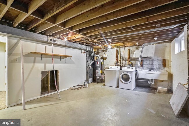 Foto del edificio - 1727 Fernham Ct