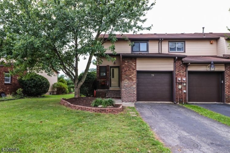Foto principal - 75 Chelsea Cir