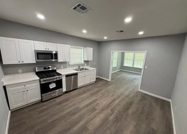 Foto del edificio - 1511 Gurley Ave