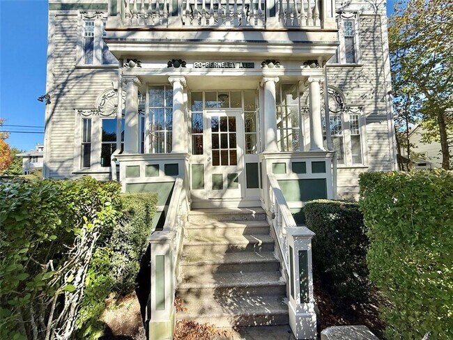 Foto del edificio - 20 Berkeley Ave