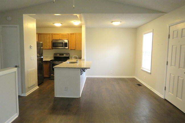 Building Photo - 662 Rehnea Dr