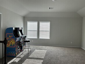 Building Photo - 12662 Barclay Ter Dr