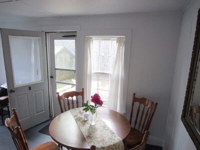 Apartment B - 92 Pleasant St